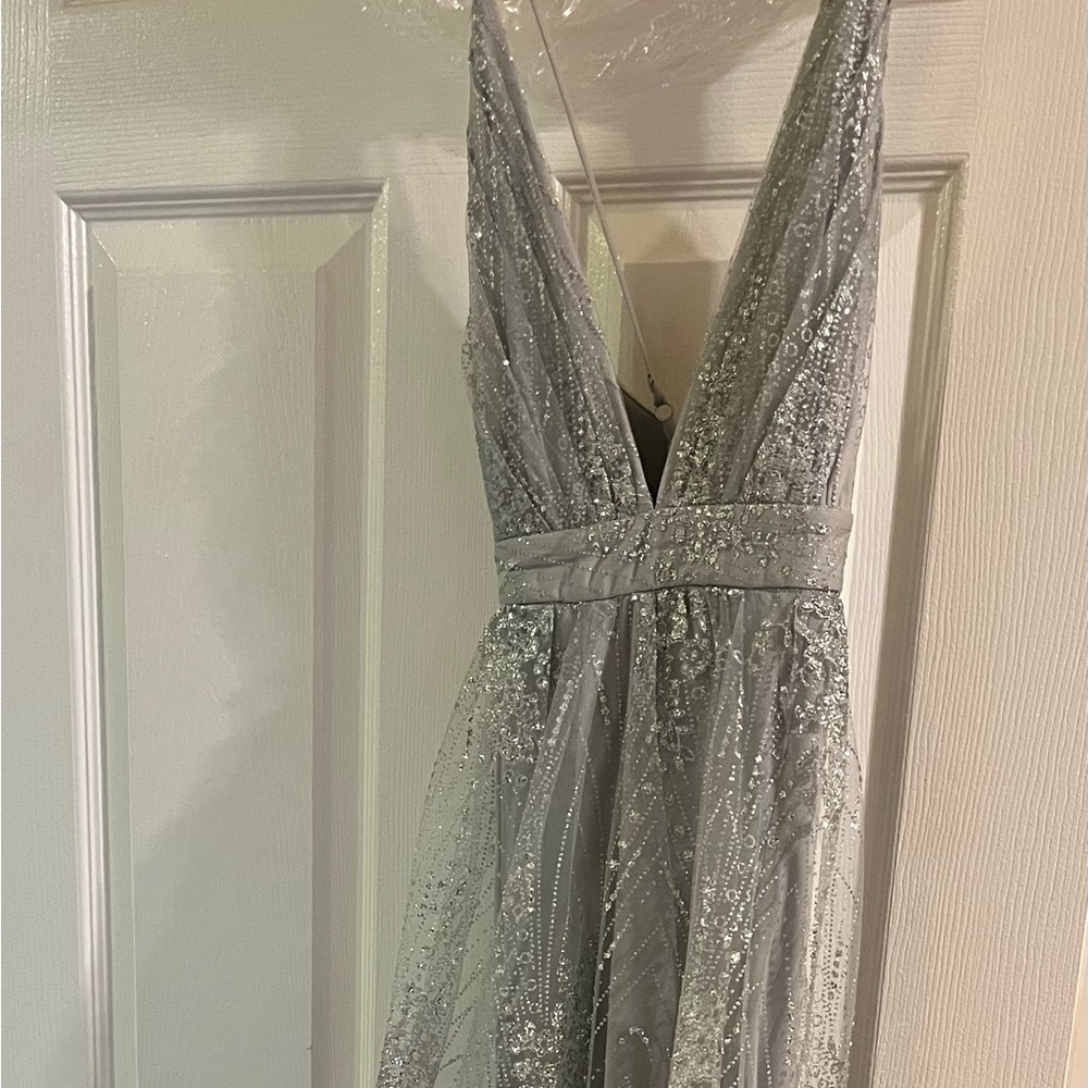 Formal Dress - Picture 2 of 3
